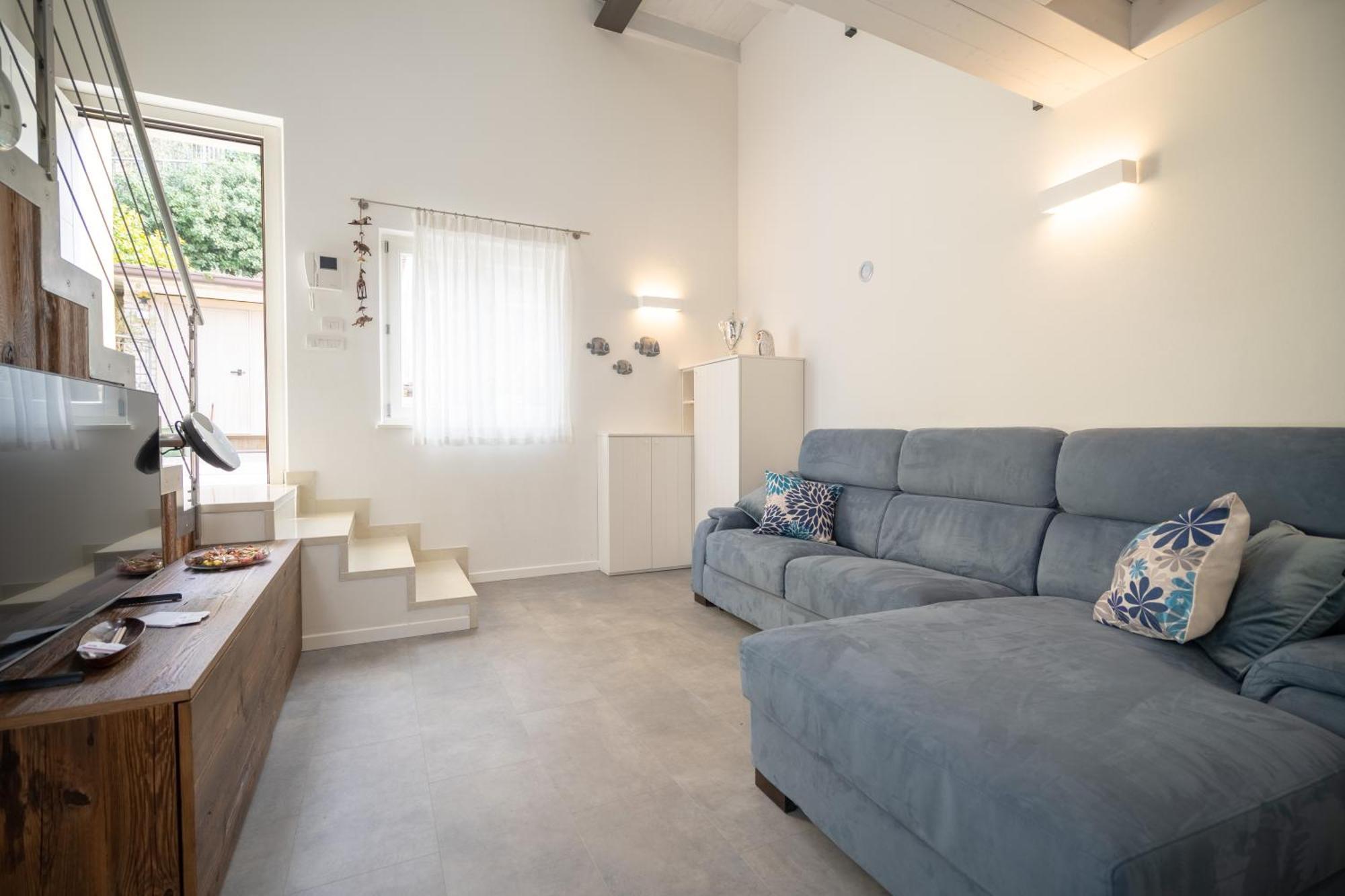 Apartment Sunrise Beth's House Brenzone sul Garda